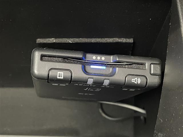 【　ＥＴＣ　】今やカーライフにおける重要性はナビにも匹敵するのではないでしょうか？セットアップを行うことで利用可能になります！