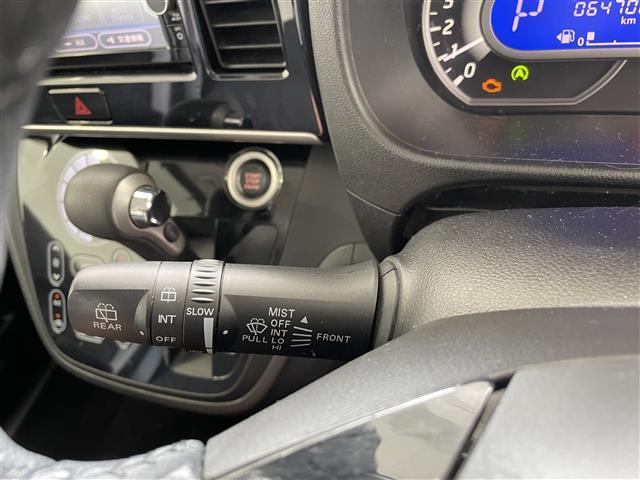 店舗にて現車の確認もいただけますので、お電話で在庫のご確認の上是非ご来店くださいませ。／／／／／／