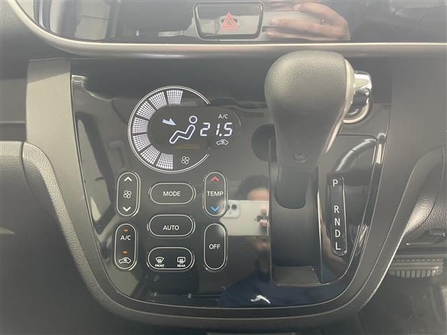 店舗にて現車の確認もいただけますので、お電話で在庫のご確認の上是非ご来店くださいませ。／／／／／／