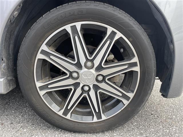 店舗にて現車の確認もいただけますので、お電話で在庫のご確認の上是非ご来店くださいませ。／／／／／／