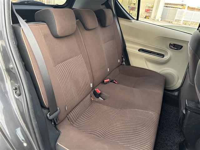 アクア Ｇ　本土仕入　純正ナビ　ＥＴＣ　パワーステアリング　パワーウィンドウ　アイドリングストップ　純正フロアマット　オートライト　ＬＥＤッドライト　プッシュスタート　スマートキー　スペアキー　取扱説明書（16枚目）