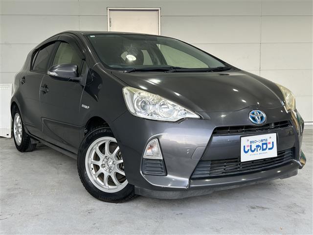 アクア Ｇ　本土仕入　純正ナビ　ＥＴＣ　パワーステアリング　パワーウィンドウ　アイドリングストップ　純正フロアマット　オートライト　ＬＥＤッドライト　プッシュスタート　スマートキー　スペアキー　取扱説明書（21枚目）