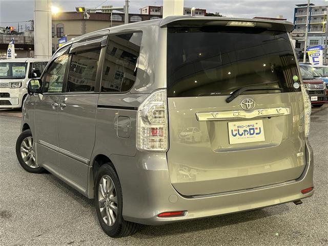 店舗にて現車の確認もいただけますので、お電話で在庫のご確認の上是非ご来店くださいませ！！！