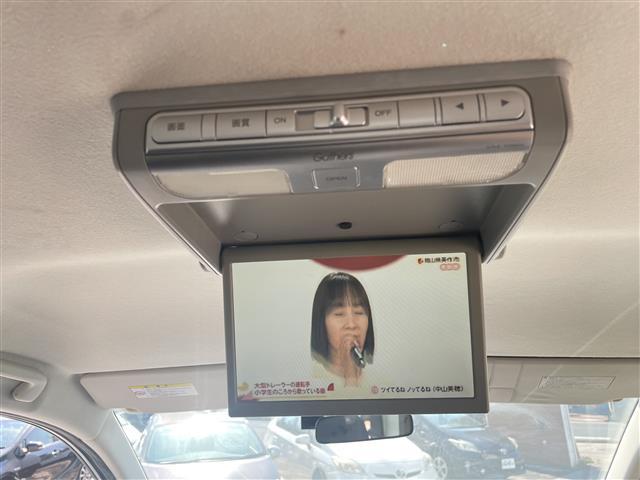 ステップワゴン Ｇ　本土仕入　純正ナビ　ＴＶ　バックカメラ　ＣＤ／ＤＶＤ再生　ＥＴＣ　片側パワースライドドア　フリップダウンモニター　アイドリングストップ　オートライト　スマートキー　ドライブレコーダー（5枚目）