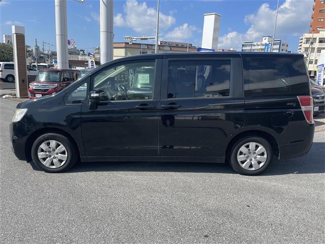 ステップワゴン Ｇ　本土仕入　純正ナビ　ＴＶ　バックカメラ　ＣＤ／ＤＶＤ再生　ＥＴＣ　片側パワースライドドア　フリップダウンモニター　アイドリングストップ　オートライト　スマートキー　ドライブレコーダー（31枚目）