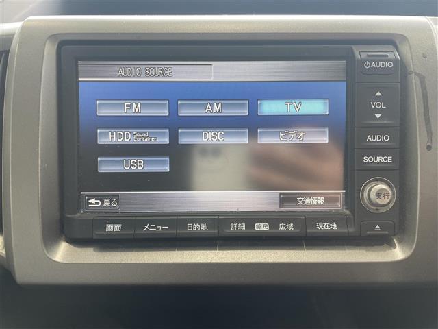 ステップワゴン Ｇ　インターナビ　コンフォートセレクション　本土仕入　純正ナビ　ＴＶ　バックカメラ　ＥＴＣ　両側パワースライドドア　フリップダウンモニター　クルーズコントロール　オートライト　スマートキー　スペアキー　アイドリングストップ　純正フロアマット（3枚目）