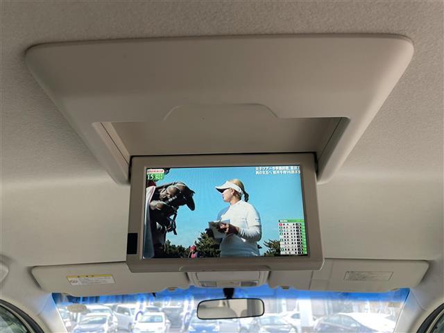 ステップワゴン Ｇ　インターナビ　コンフォートセレクション　本土仕入　純正ナビ　ＴＶ　バックカメラ　ＥＴＣ　両側パワースライドドア　フリップダウンモニター　クルーズコントロール　オートライト　スマートキー　スペアキー　アイドリングストップ　純正フロアマット（5枚目）