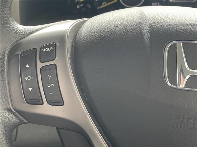 ステップワゴン Ｇ　インターナビ　コンフォートセレクション　本土仕入　純正ナビ　ＴＶ　バックカメラ　ＥＴＣ　両側パワースライドドア　フリップダウンモニター　クルーズコントロール　オートライト　スマートキー　スペアキー　アイドリングストップ　純正フロアマット（9枚目）