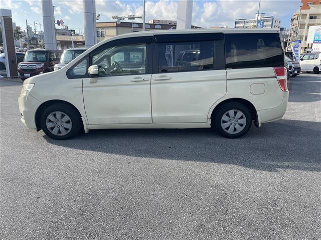 ステップワゴン Ｇ　インターナビ　コンフォートセレクション　本土仕入　純正ナビ　ＴＶ　バックカメラ　ＥＴＣ　両側パワースライドドア　フリップダウンモニター　クルーズコントロール　オートライト　スマートキー　スペアキー　アイドリングストップ　純正フロアマット（31枚目）