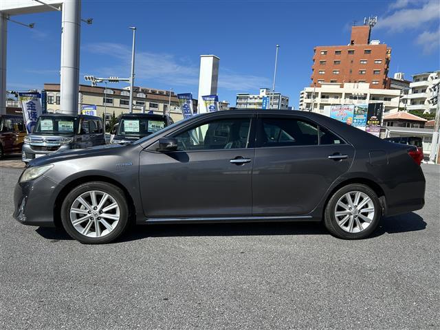 店舗にて現車の確認もいただけますので、お電話で在庫のご確認の上是非ご来店くださいませ。