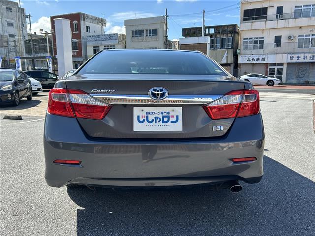 店舗にて現車の確認もいただけますので、お電話で在庫のご確認の上是非ご来店くださいませ。