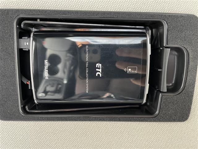 【　ＥＴＣ　】今やカーライフにおける重要性はナビにも匹敵するのではないでしょうか？セットアップを行うことで利用可能になります！