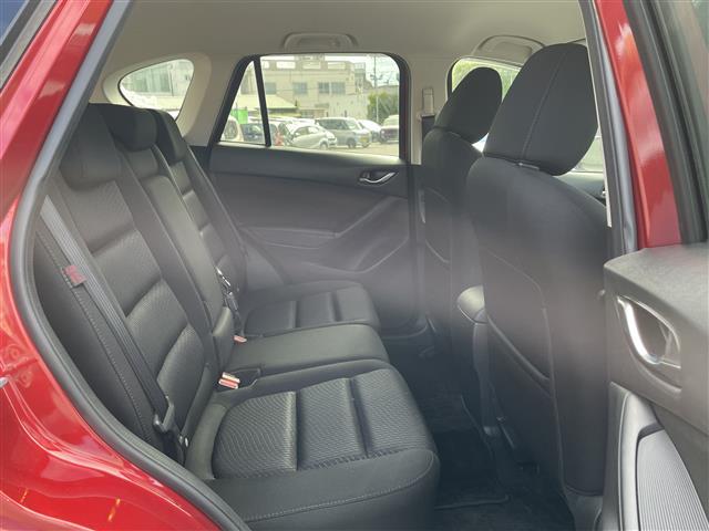 店舗にて現車の確認もいただけますので、お電話で在庫のご確認の上是非ご来店くださいませ。