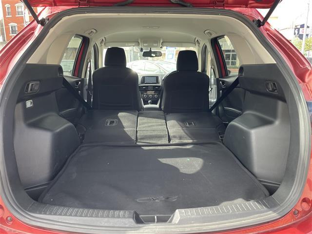 店舗にて現車の確認もいただけますので、お電話で在庫のご確認の上是非ご来店くださいませ。