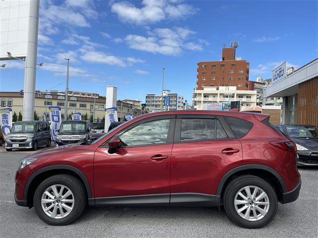 店舗にて現車の確認もいただけますので、お電話で在庫のご確認の上是非ご来店くださいませ。