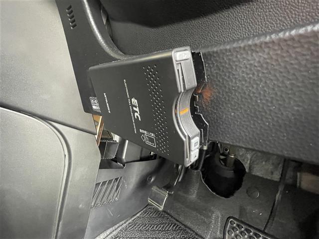 タンク カスタムＧ　Ｓ　衝突軽減ブレーキ　社外ナビ　バックカメラ　両側パワスラ　ＥＴＣ　Ｂｌｕｅｔｏｏｔｈ　フルセグＴＶ　クルーズコントロール　ＬＥＤヘッドライト　前席シートヒーター（27枚目）