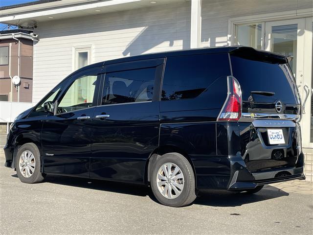 セレナ ハイウェイスター　Ｖセレクション　セーフティパックＢ　衝突軽減ブレーキ　純正ナビ　フリップダウンモニター　アラウンドビューモニター　両側パワースライドドア　前方ドラレコ　ＥＴＣ　ＬＥＤヘッドライト（3枚目）