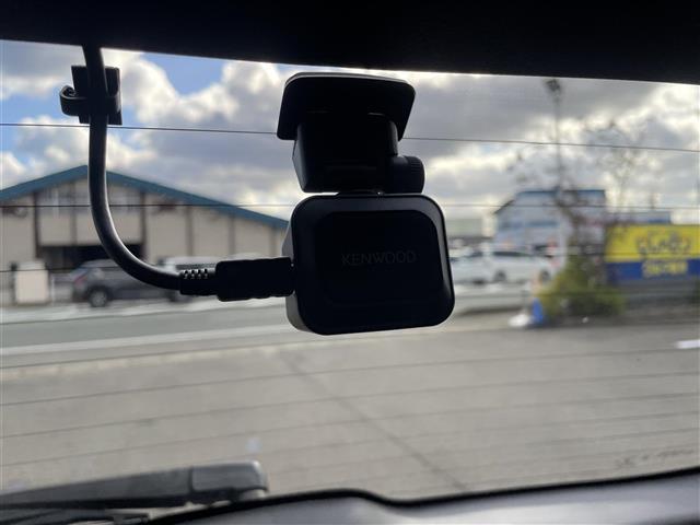 インプレッサスポーツ ２．０ｉアイサイト　プラウドエディション　衝突軽減ブレーキ　純正ナビ　バックカメラ　Ｂｌｕｅｔｏｏｔｈ　ＥＴＣ　前後ドライブレコーダー　アダプティブクルーズコントロール（23枚目）