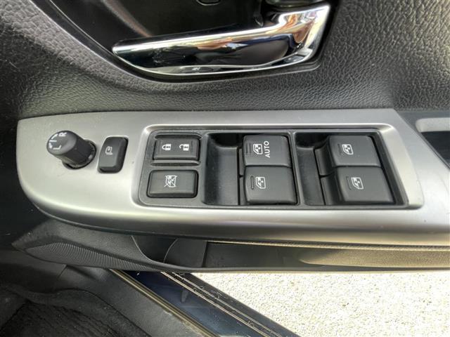 インプレッサスポーツ ２．０ｉアイサイト　プラウドエディション　衝突軽減ブレーキ　純正ナビ　バックカメラ　Ｂｌｕｅｔｏｏｔｈ　ＥＴＣ　前後ドライブレコーダー　アダプティブクルーズコントロール（27枚目）