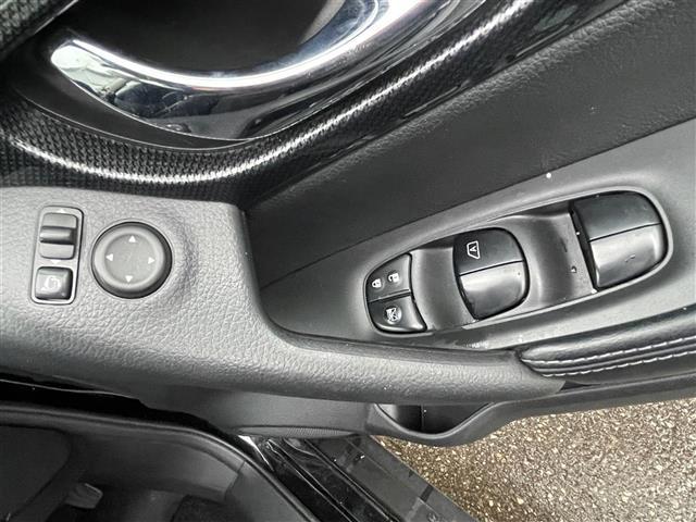 エクストレイル ２０Ｘ　ＨＶエクストリーマＸエマジェンシーブレーキＰ（33枚目）