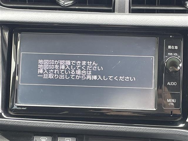 アクア G G’s 純正ナビ/BTワンセグTVCDDVDSD/プッシュスタート/ステアリングスイッチ/クルーズコントロール/ハーフレザーシート/LED/電動格納ミラー/純正フロアマット(4枚目)