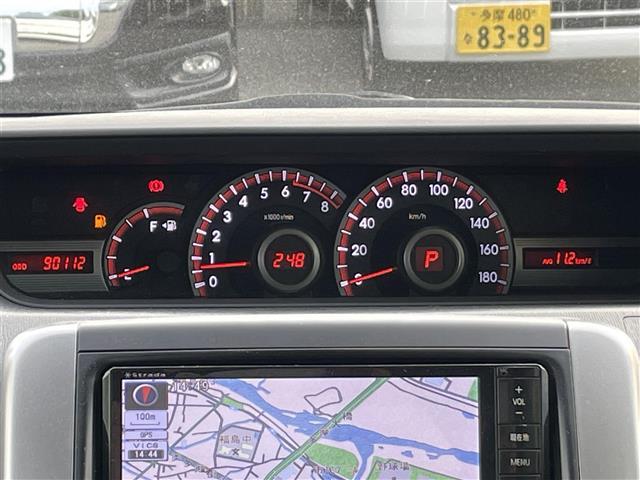 ヴォクシー ZS 煌III ディーラーOPナビ/BT/ワンセグTV/SD/DVD/ETC付き/両側パワースライド/ハーフレザーシート/電動格納ミラー/純正フロアマット/キセノンライト(3枚目)