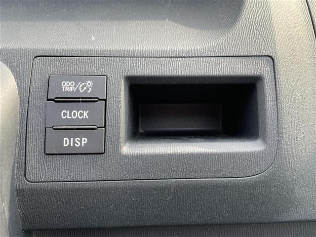 ヴォクシー ZS 煌III ディーラーOPナビ/BT/ワンセグTV/SD/DVD/ETC付き/両側パワースライド/ハーフレザーシート/電動格納ミラー/純正フロアマット/キセノンライト(32枚目)