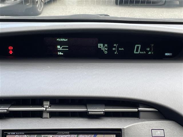 プリウス S 社外ナビ(HDD・DVD)・TV・バックカメラ・ワンオーナ-・スマートキー・ウィンカーミラー・オートライト・純正フロアマット・純正アルミホイール(4枚目)