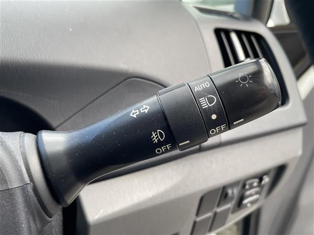 プリウス S 社外ナビ(HDD・DVD)・TV・バックカメラ・ワンオーナ-・スマートキー・ウィンカーミラー・オートライト・純正フロアマット・純正アルミホイール(26枚目)