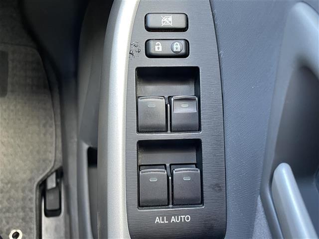 プリウス S 社外ナビ(HDD・DVD)・TV・バックカメラ・ワンオーナ-・スマートキー・ウィンカーミラー・オートライト・純正フロアマット・純正アルミホイール(29枚目)