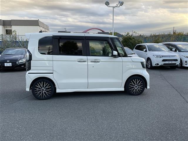 Ｎ－ＢＯＸカスタム Ｇ・Ｌホンダセンシング　プッシュボタン・バックカメラ・両側パワースライドドア・スマートキー・ＬＥＤライト・オートライト（9枚目）
