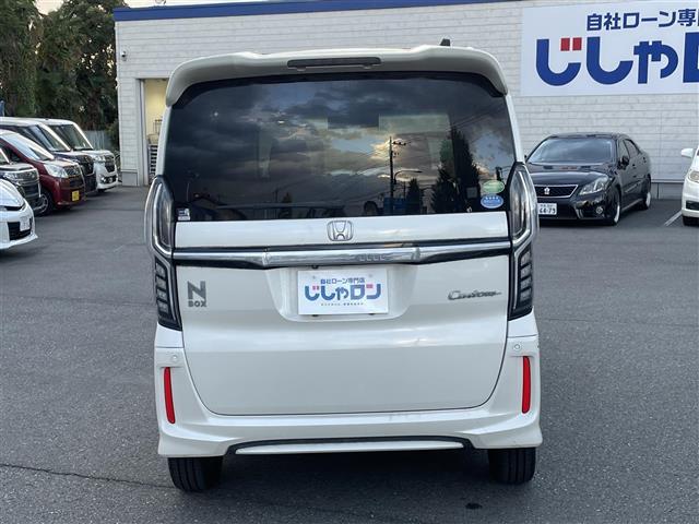 Ｎ－ＢＯＸカスタム Ｇ・Ｌホンダセンシング　プッシュボタン・バックカメラ・両側パワースライドドア・スマートキー・ＬＥＤライト・オートライト（11枚目）