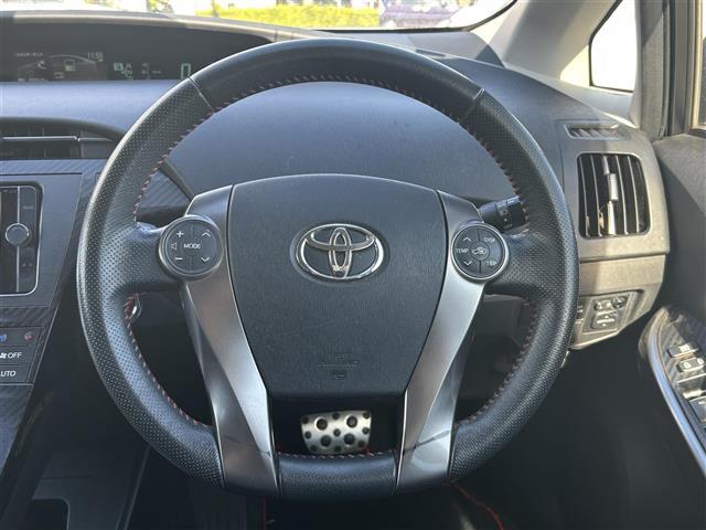 プリウス Sツーリングセレクション 純正ナビ(SD・DVD・TV)・バックカメラ・ワンオーナー・Bluetooth・プッシュボタン・スマートキー・電格ミラー・ドアバイザー(22枚目)