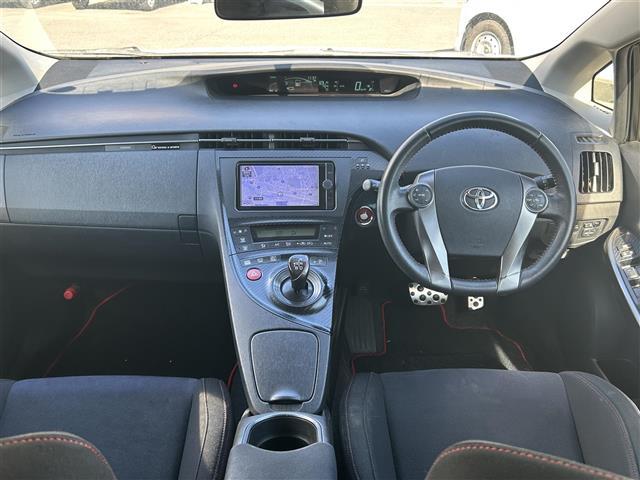 プリウス Sツーリングセレクション 純正ナビ(SD・DVD・TV)・バックカメラ・ワンオーナー・Bluetooth・プッシュボタン・スマートキー・電格ミラー・ドアバイザー(36枚目)