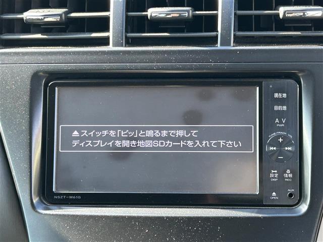 プリウスアルファ S 純正ナビ(SD・DVD・TV)・バックカメラ・ETC・エンジンスタートボタン・スマートキー・純正フロアマット・純正ドアバイザー(2枚目)