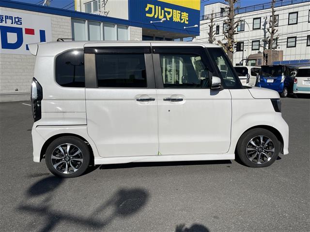 N-BOX G・Lホンダセンシング 純正ナビ(メモリ・DVD・TV)・バックカメラ・片側パワースライドドア・ETC・ドライブレコーダー(前のみ)・スマートキー・エンジンスタートボタン(8枚目)