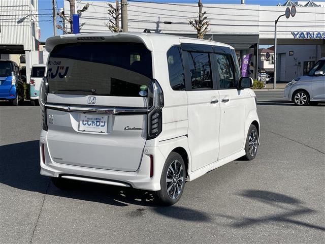 N-BOX G・Lホンダセンシング 純正ナビ(メモリ・DVD・TV)・バックカメラ・片側パワースライドドア・ETC・ドライブレコーダー(前のみ)・スマートキー・エンジンスタートボタン(12枚目)