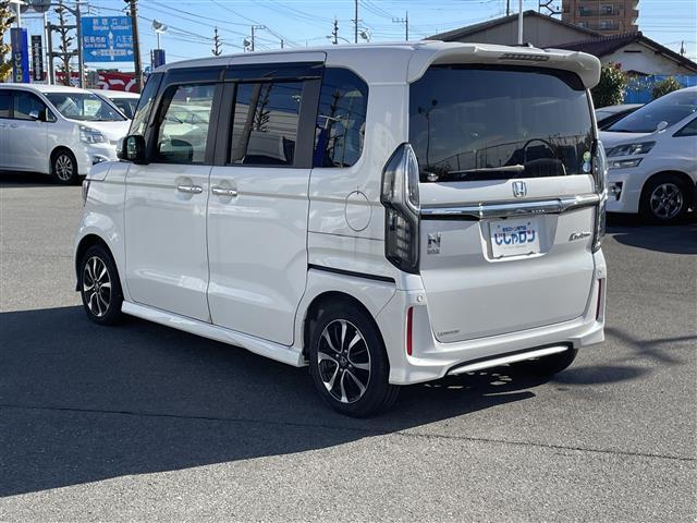 N-BOX G・Lホンダセンシング 純正ナビ(メモリ・DVD・TV)・バックカメラ・片側パワースライドドア・ETC・ドライブレコーダー(前のみ)・スマートキー・エンジンスタートボタン(38枚目)