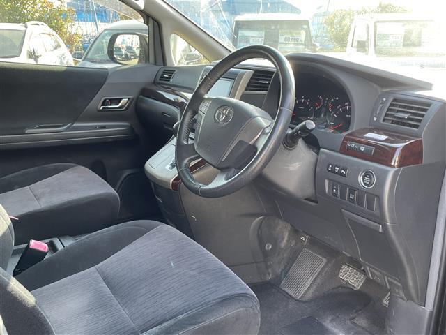 ヴェルファイア 2.4Z 純正8型HDDナビ(NHZN-X62G)・Bluetooth接続・フルセグTV・HDDミュージックサーバー・CD/DVD・AM/FM・純正11型後席用モニター(V11T-R62C)(13枚目)