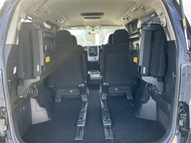 ヴェルファイア 2.4Z 純正8型HDDナビ(NHZN-X62G)・Bluetooth接続・フルセグTV・HDDミュージックサーバー・CD/DVD・AM/FM・純正11型後席用モニター(V11T-R62C)(22枚目)