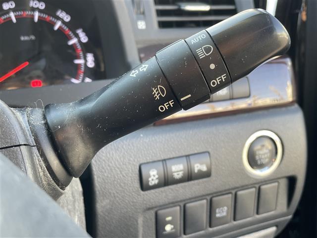 ヴェルファイア 2.4Z 純正8型HDDナビ(NHZN-X62G)・Bluetooth接続・フルセグTV・HDDミュージックサーバー・CD/DVD・AM/FM・純正11型後席用モニター(V11T-R62C)(30枚目)