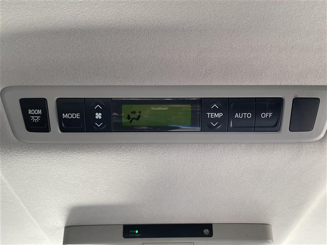 ヴェルファイア 2.4Z 純正8型HDDナビ(NHZN-X62G)・Bluetooth接続・フルセグTV・HDDミュージックサーバー・CD/DVD・AM/FM・純正11型後席用モニター(V11T-R62C)(34枚目)