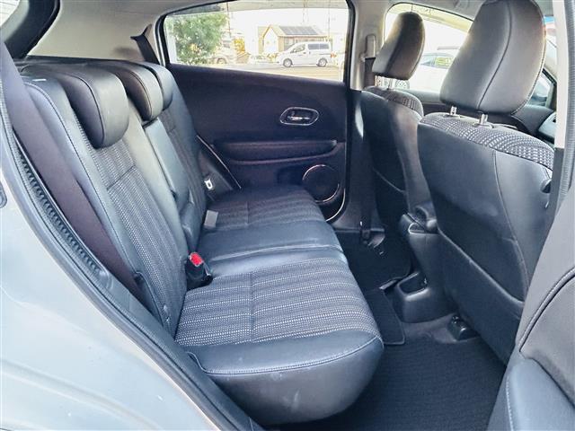 ヴェゼル ハイブリッドＺ　純正ナビフルセグバックカメラＥＴＣ（26枚目）