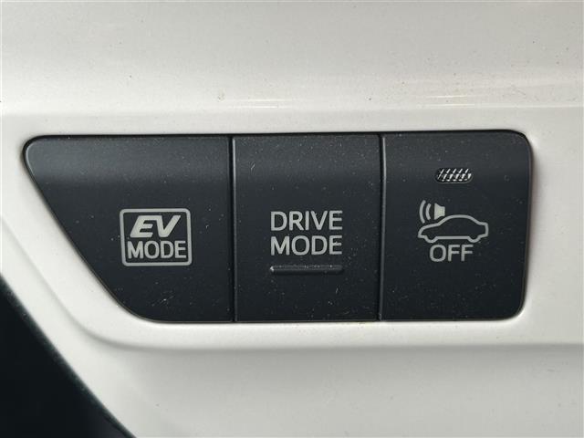 プリウス Ｓツーリングセレクション　バックカメラＥＴＣ社外ナビプッシュスタート（15枚目）