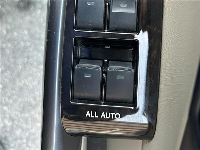 プリウス Sツーリングセレクション・マイコーデ 社外ナビゲーション・バックカメラ・ETC・レザーシート(14枚目)