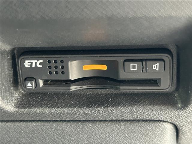 ステップワゴンスパーダ Ｚ　クールスピリット　両側パワースライド純正ナビプッシュスタート（14枚目）