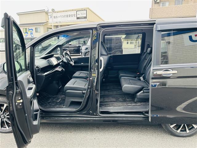 ステップワゴンスパーダ Ｚ　クールスピリット　両側パワースライド純正ナビプッシュスタート（25枚目）