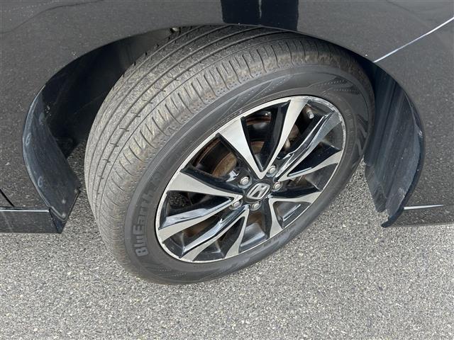 ステップワゴンスパーダ Ｚ　クールスピリット　両側パワースライド純正ナビプッシュスタート（39枚目）