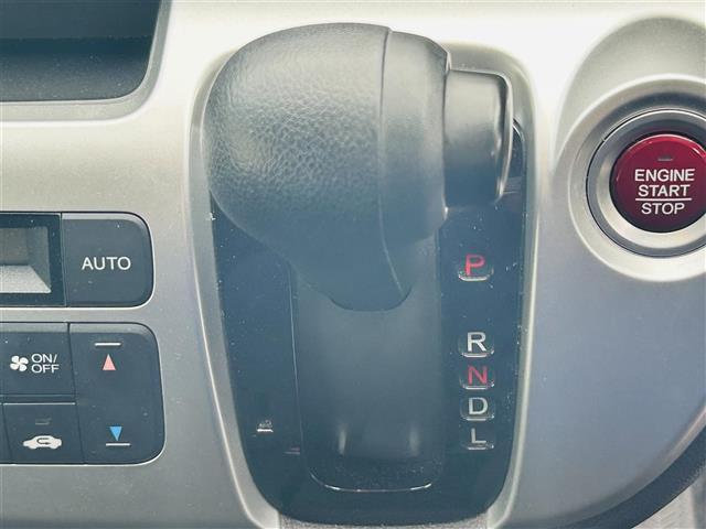 N-WGNカスタム G 純正ナビETCオートライトキセロンライト(12枚目)