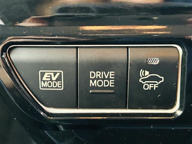 プリウス Ｓセーフティプラス　純正ナビバックカメラクルーズコントロール（14枚目）